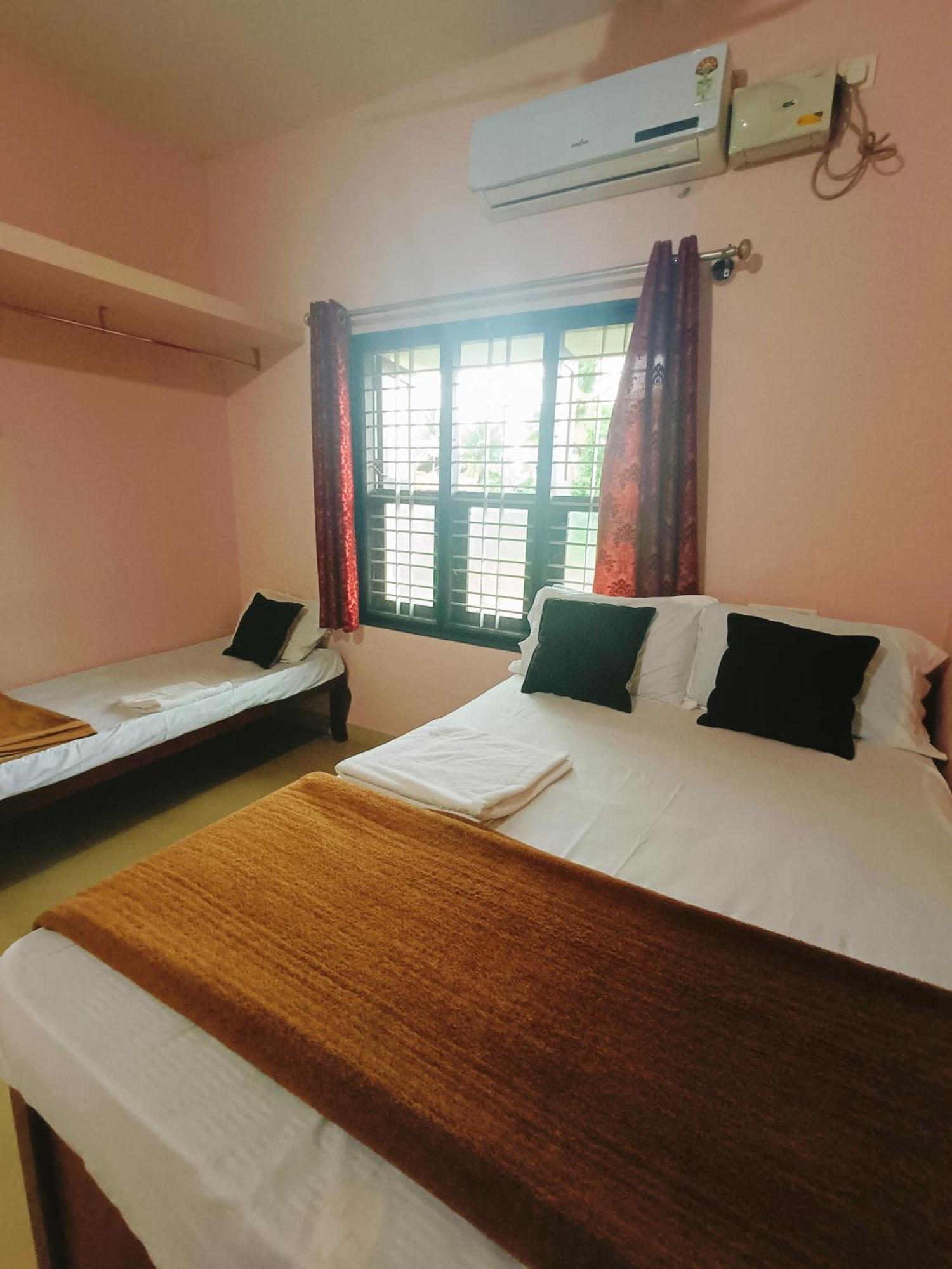 Maanyatha Home Stay Manipal Oda fotoğraf